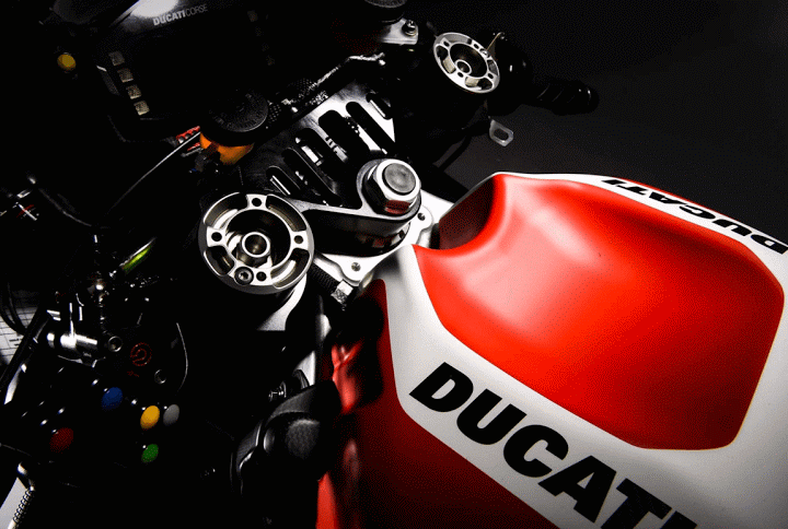 Ducati เผยรถต้นแบบ Ducati Desmosedici GP สำหรับ MotoGP 2016 พร้อมกล่องควบคุม ECU ใหม่!! desmosterol 16GP - 13