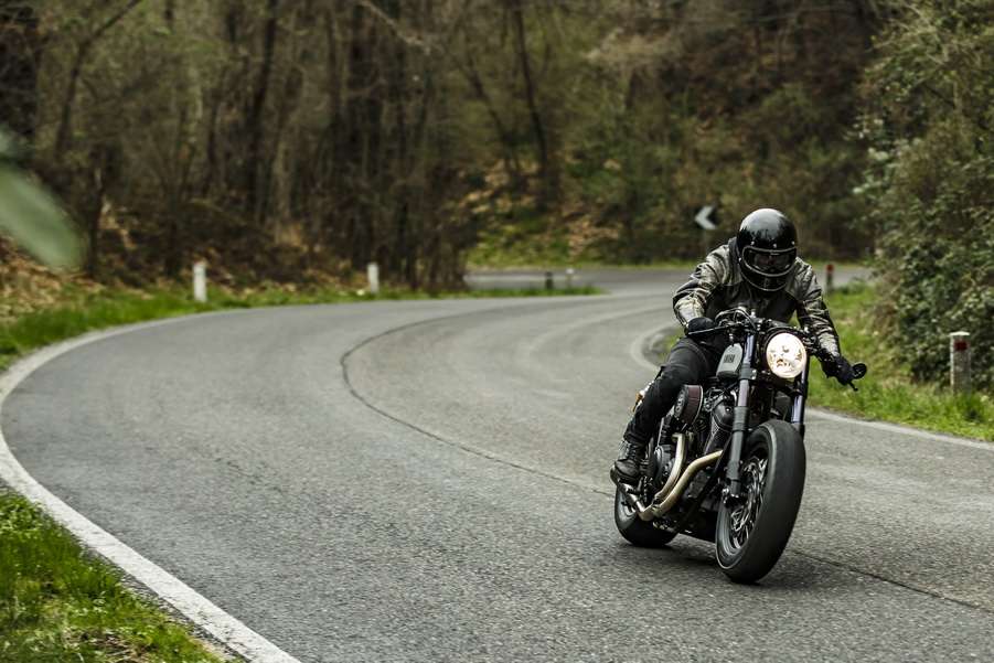 2016_YAM_XV950MOTODIFERRO_EU_CUSTOM_ACT