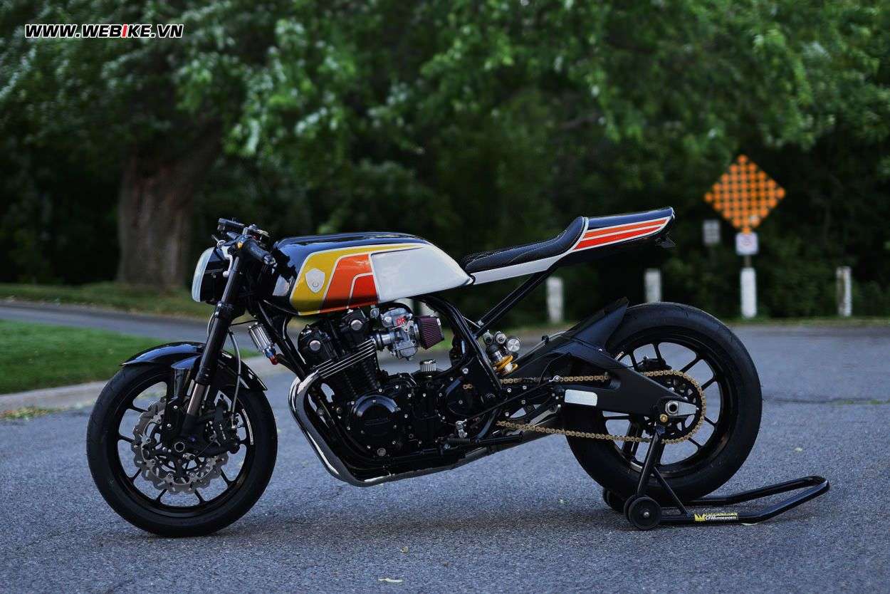 Cafe Racer voyeuristic with a pit from the Honda CB900F 80s - chappell customs HondaCB 3