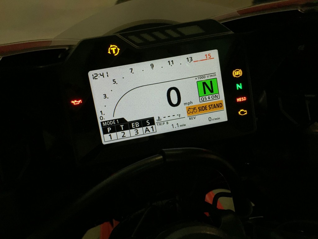 2017-Honda-CBR1000RR-SP-9143