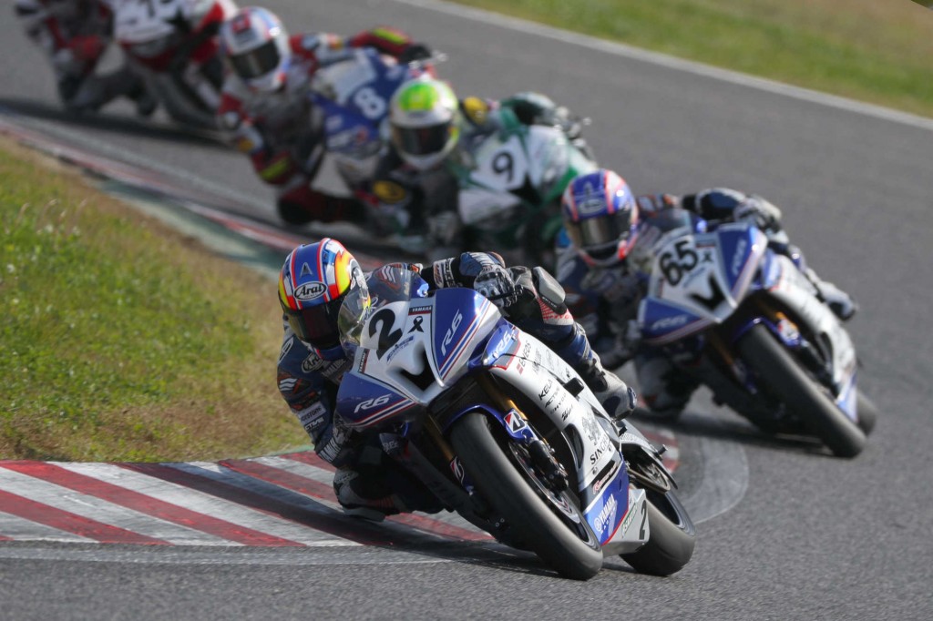 01 Yamaha Thailand Racing Team