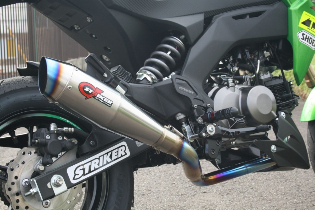 G - STRIKER_01