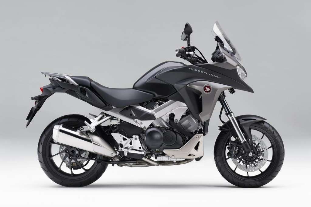 VFR800_Matt Ballistic Black Metallic 