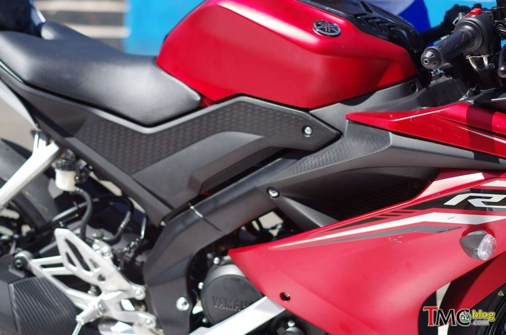 Yamaha_R15_2017_014