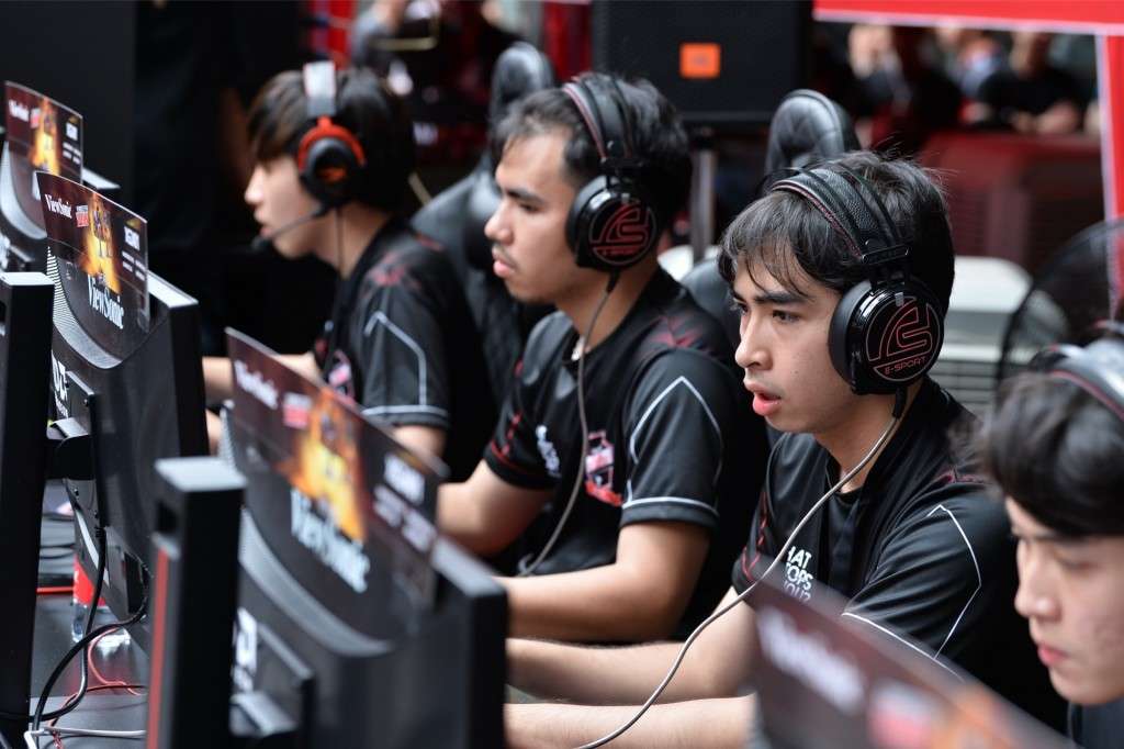 AP honda ESports10