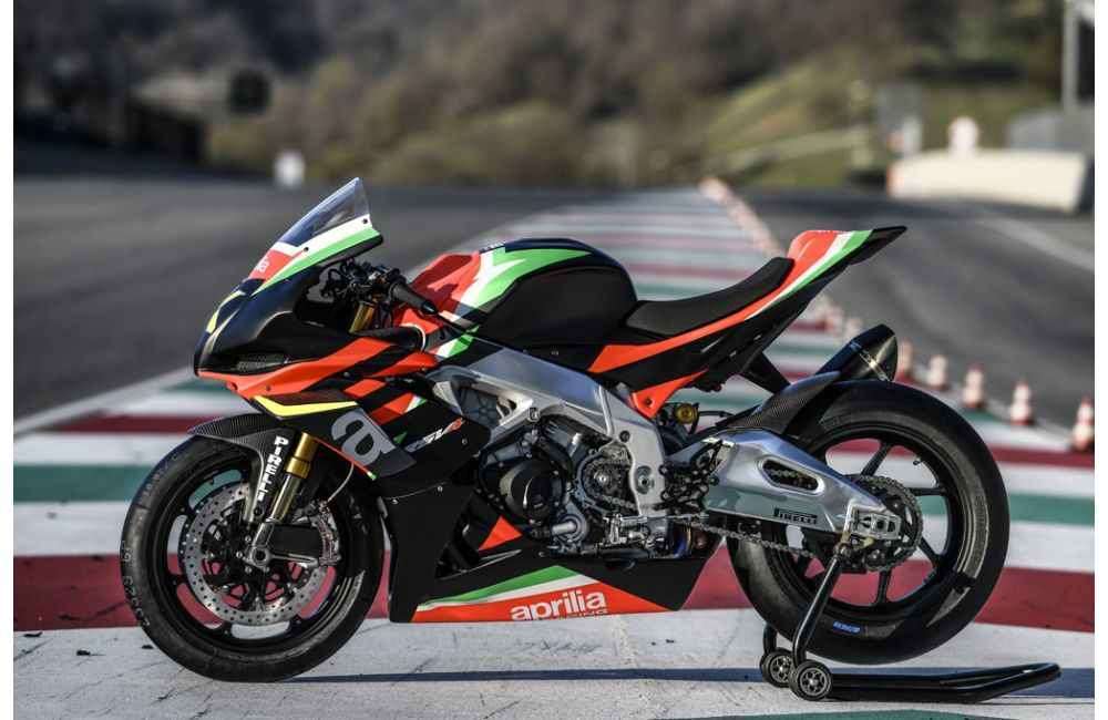 APRILIA CELEBRATES TEN YEARS OF AN EXTRAORDINARY PROJECT BY