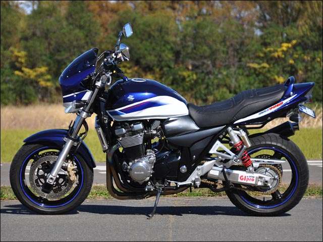 rcb42_gsx1400_bl07_side_l