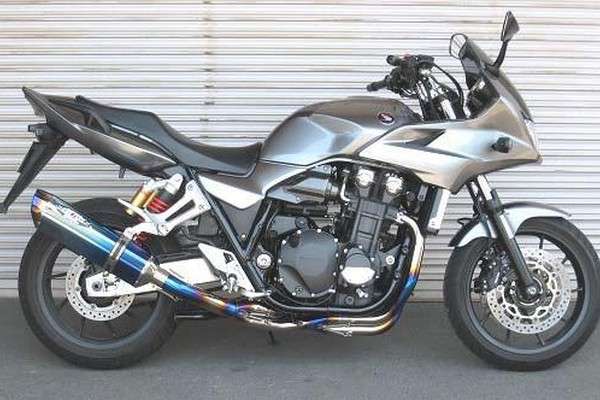 CB1300