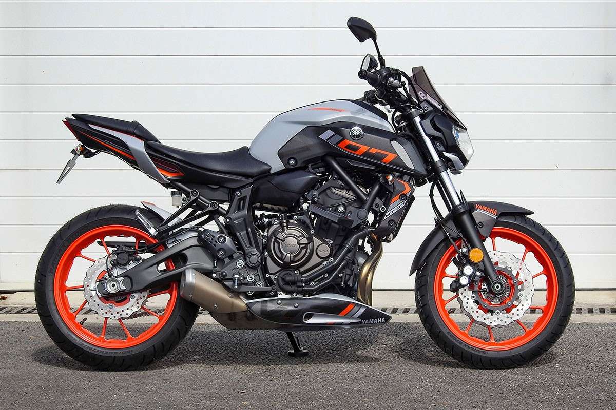 MT07