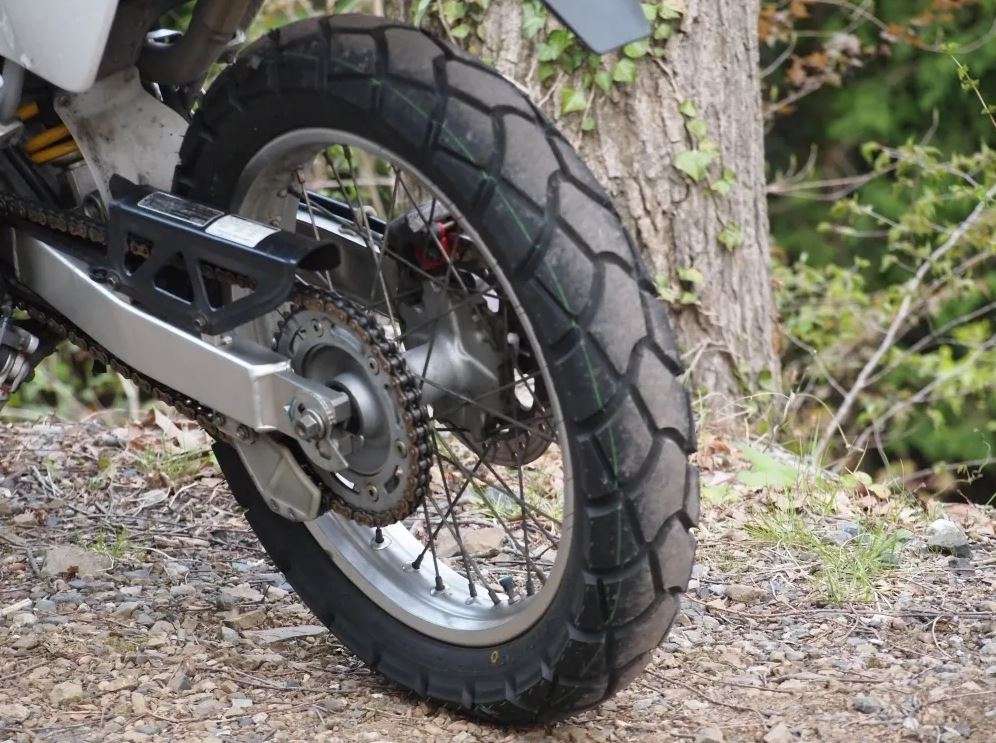 ยางกึ่งวิบาก 【DUNLOP】BURORO D604