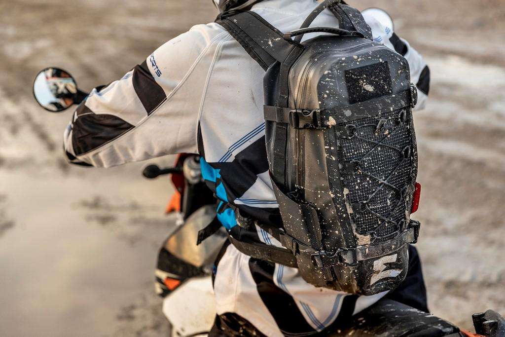 【Enduristan】เป้สะพายหลัง Hurricane 15 Rucksack
