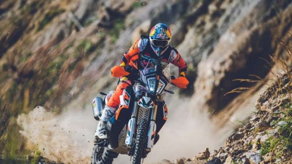201203_890-ADVENTURE-R-RALLY_01-680x454