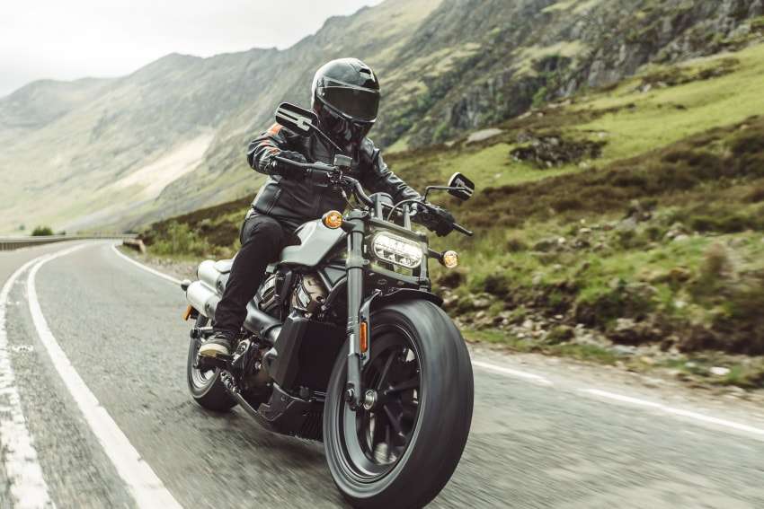 2021 Sportster S - Scotland Photo Shoot