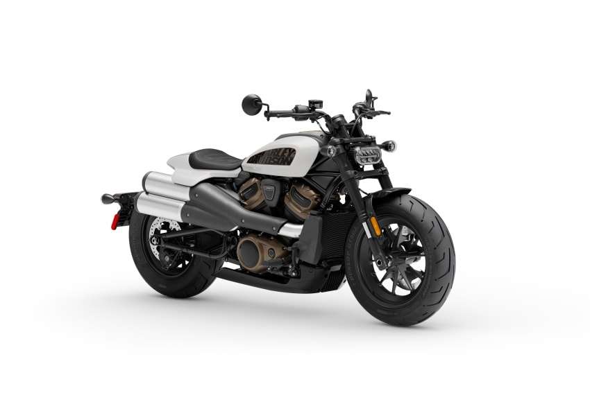 2021 Model Photography. RH1250S