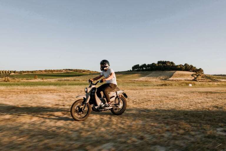 Honda & MAAN Motocicli Audaci presentano il "SuperCub 125X"