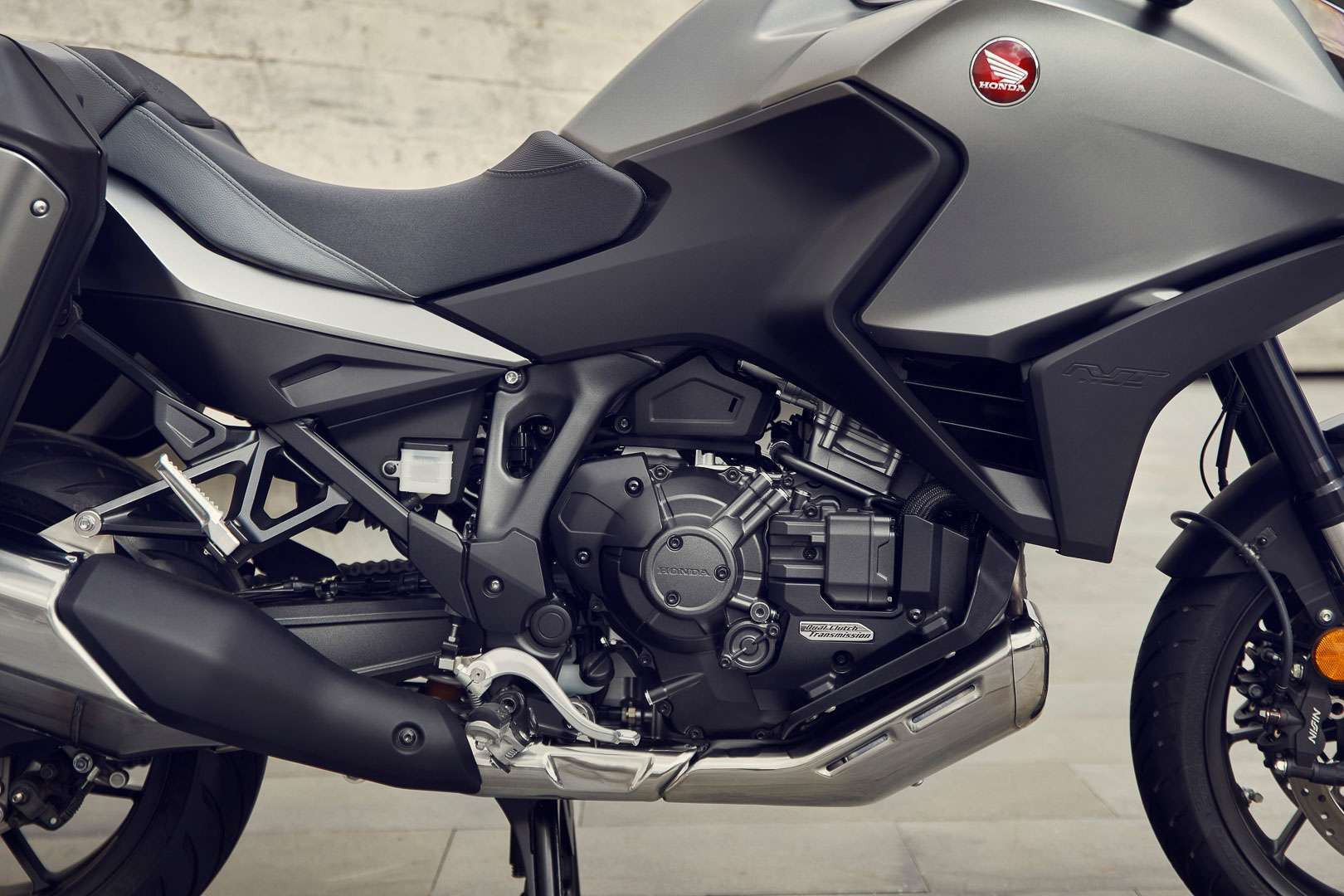 2022 HONDA NT1100