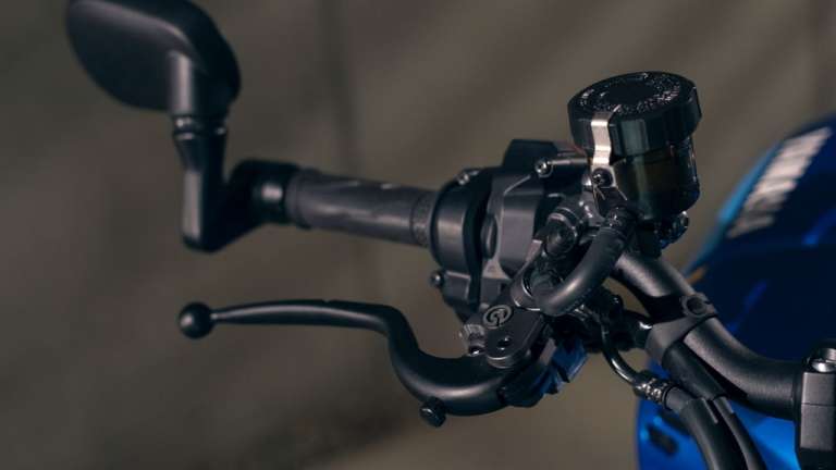 XSR900 Legend Blue Campaign images