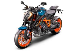 2022-ktm-1290-super-duke-r-evo-first-look-high-performance-naked-sportbike-motorcycle-3