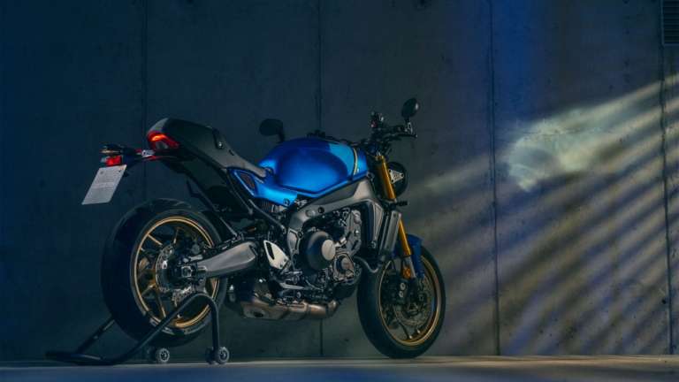 XSR900 Static images from campaign shoot. Featuring Legend Blue Bike.
