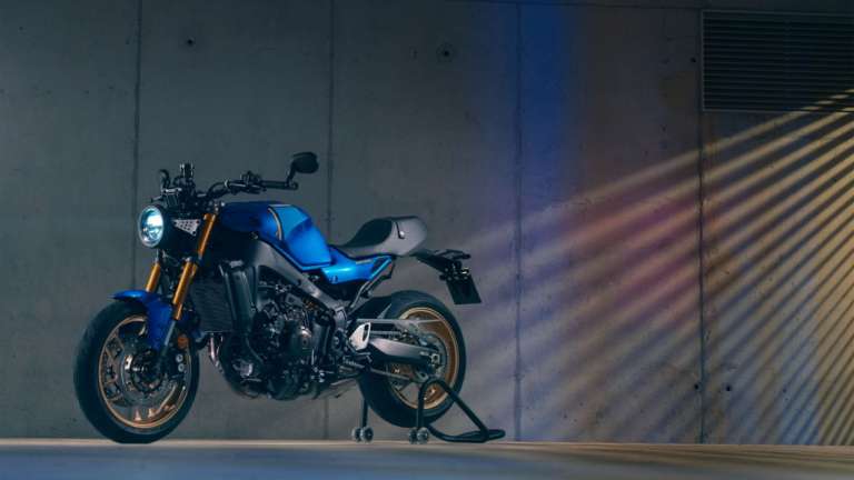 XSR900 Static images from campaign shoot. Featuring Legend Blue Bike.